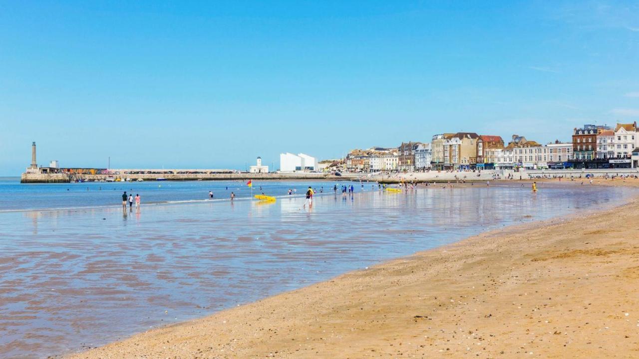 Small Big Welcome Margate